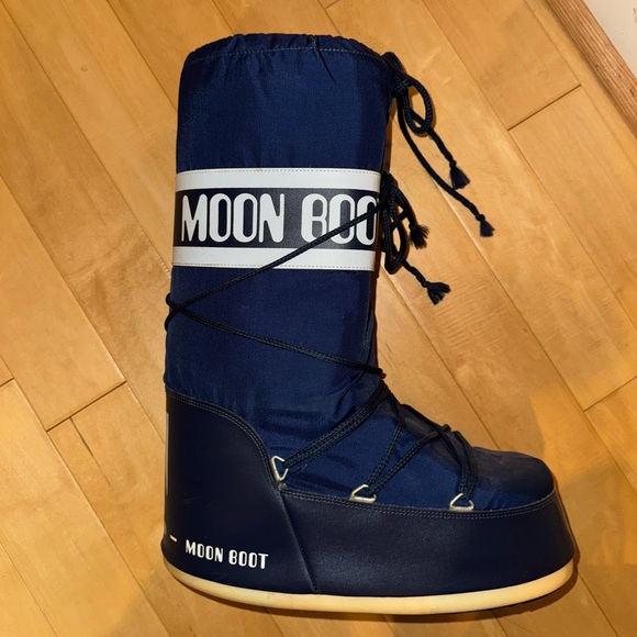 Barely worn mens Moon Boots - Picture 7 of 10